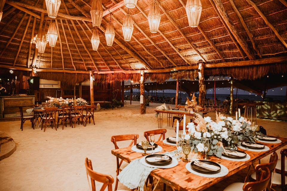 INTIMATE WEDDINGS