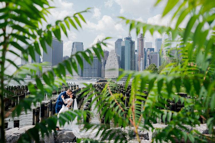 A couple's kiss after a first look (Brooklyn Bridge, NY).