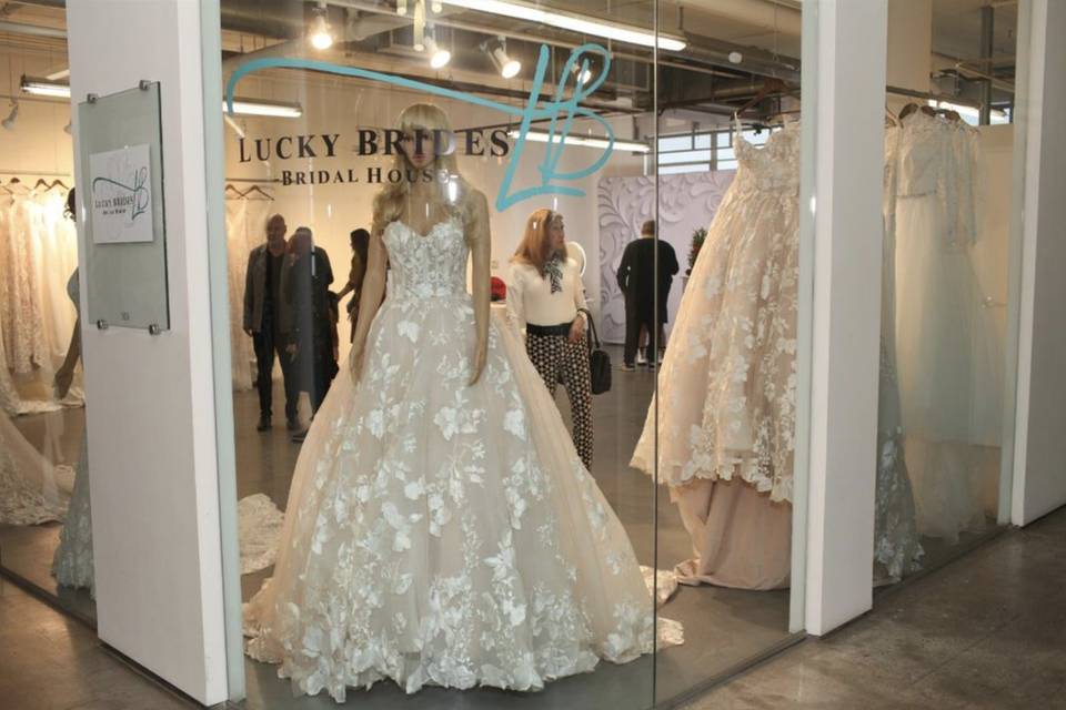 Lucky Brides at Los Angeles