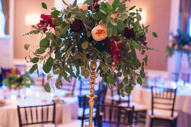 Lush fall centerpiece
