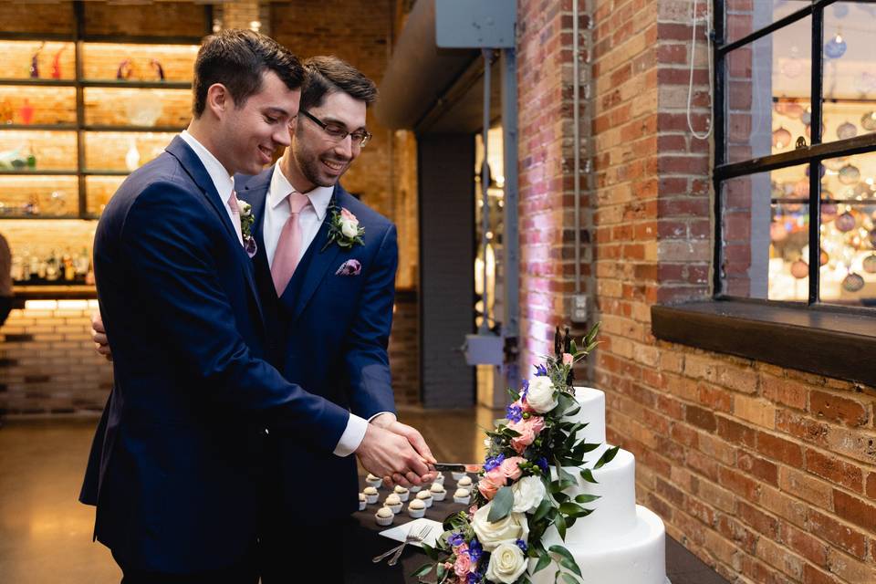 Cake cutting