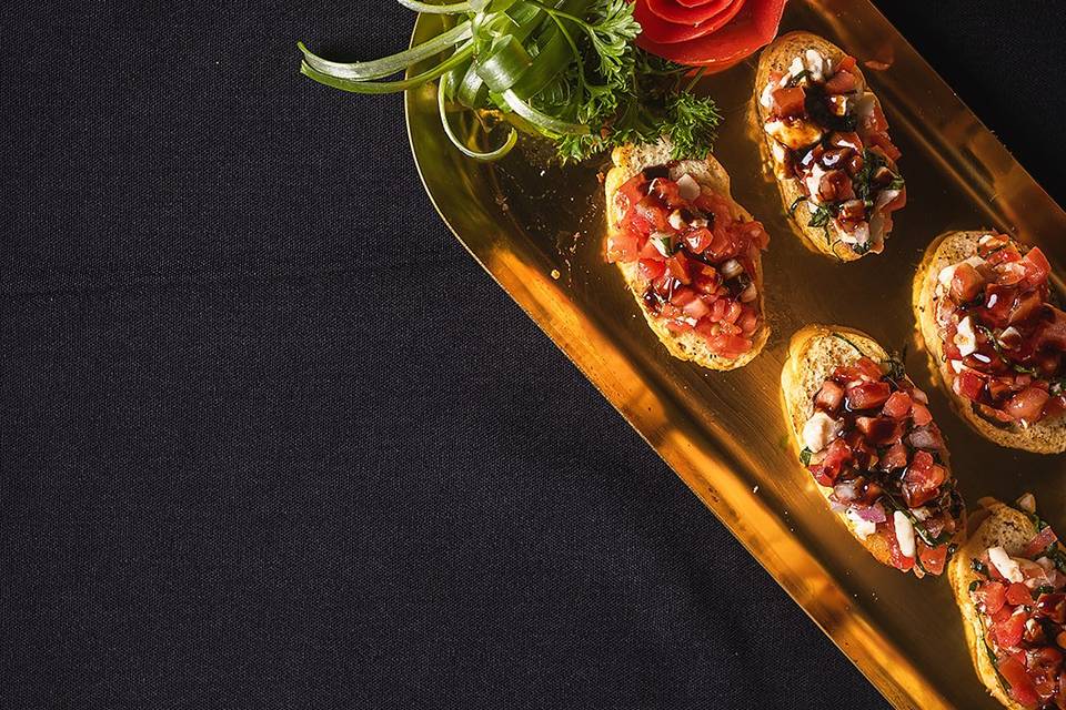 Bruschetta Crostini