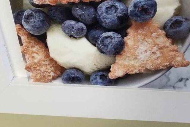 Blueberries, chips, and dip