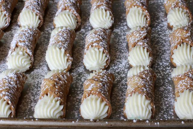 Delicious cannoli's
