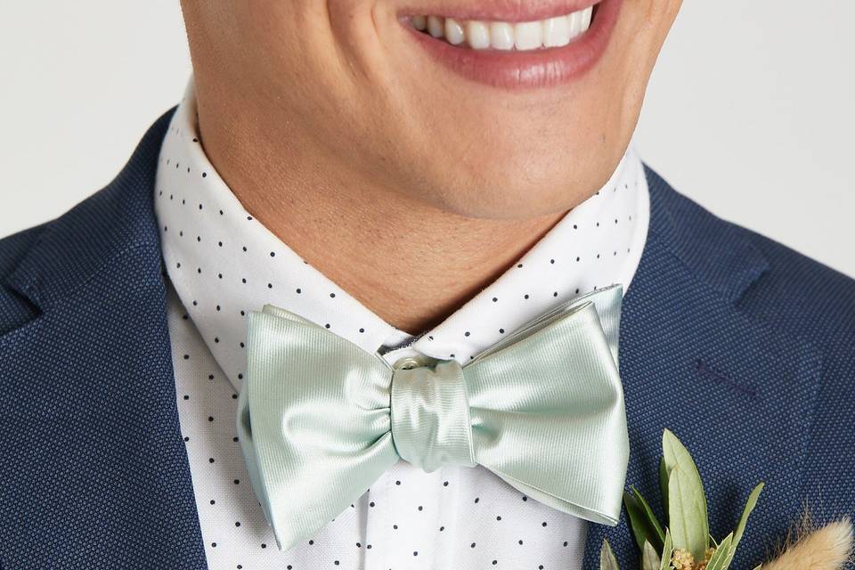 Daniel Bow Tie | Sage Sateen