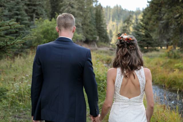 Lyndsay Cwiertniewicz Photography