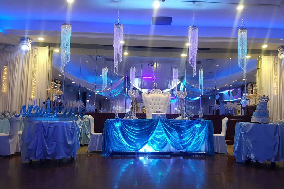 Blue-themed wedding decor