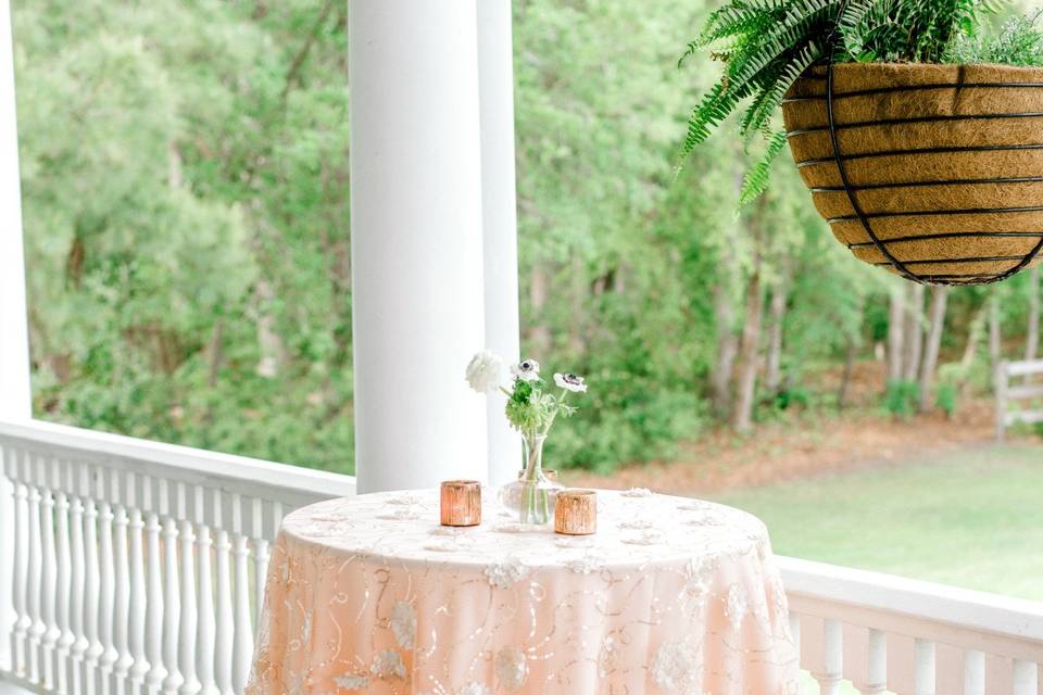 Porch cocktail table