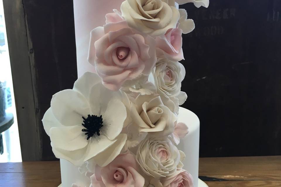 Elegant sugar flowers