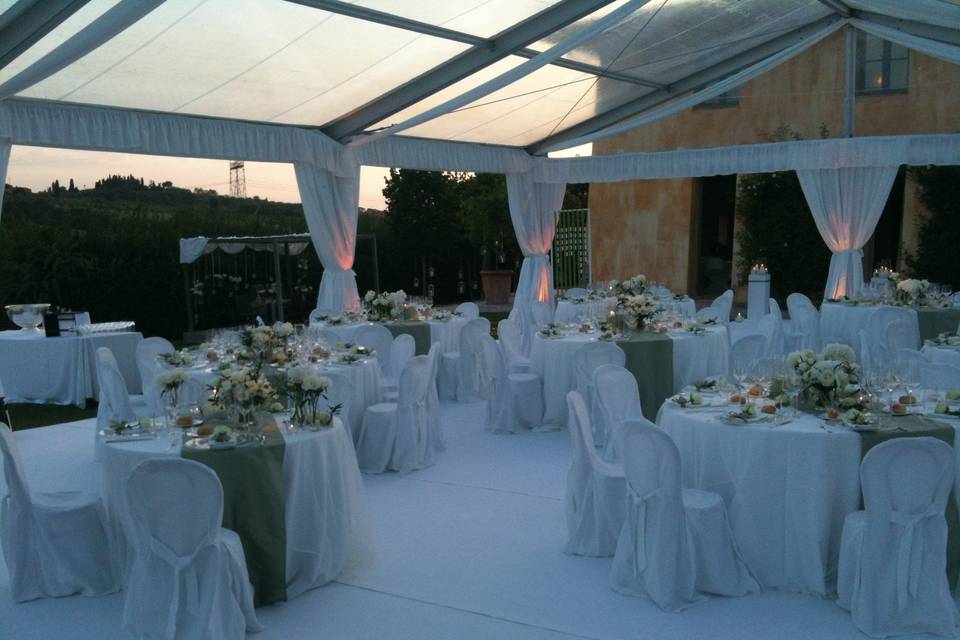 A fabulous setting in the Tuscan hills. We made the party started till late here!