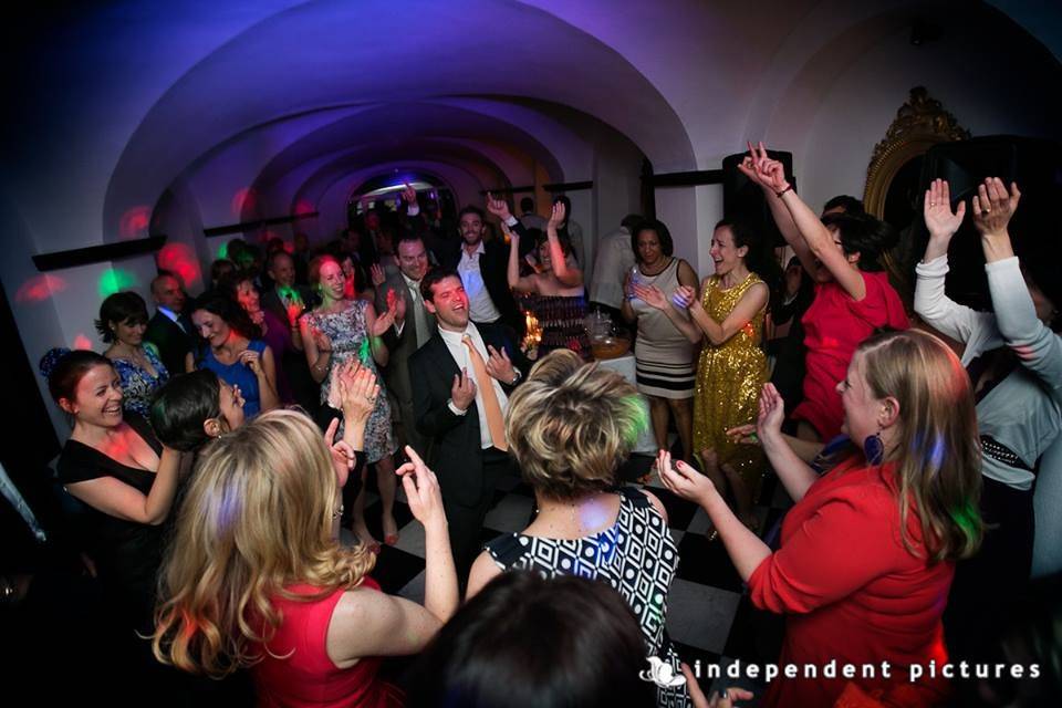 Audiodress filling the dancefloor in Portofino. Image courtesy Independent Pictures Turin Italy