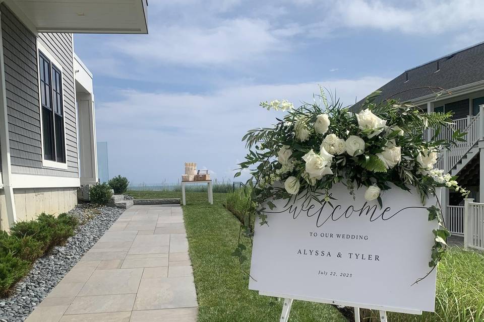 Welcome Sign FLorals