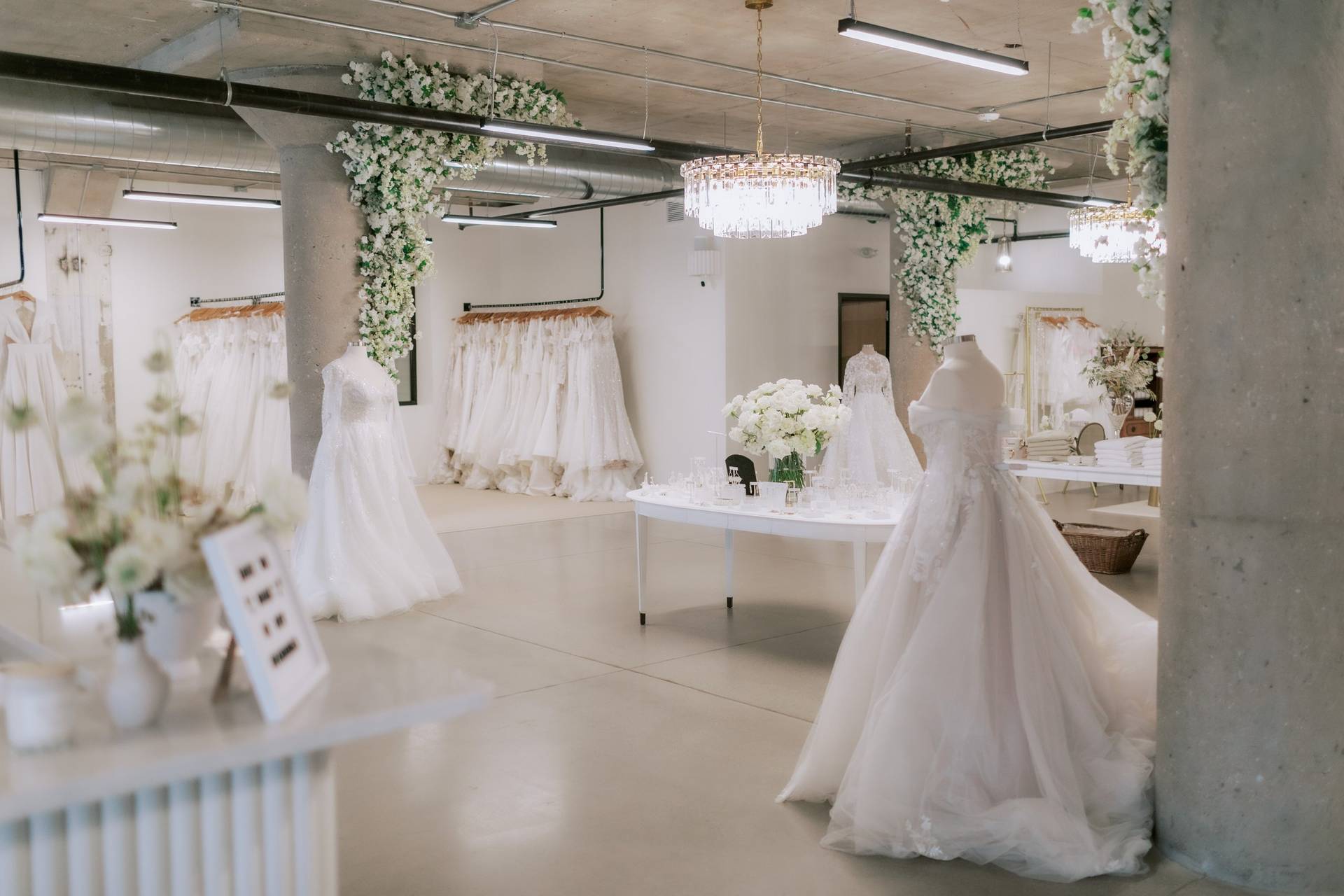 Tie the Knot Bridal Boutique - Reviews, Photos & Deals 2026 - Green Bay ...