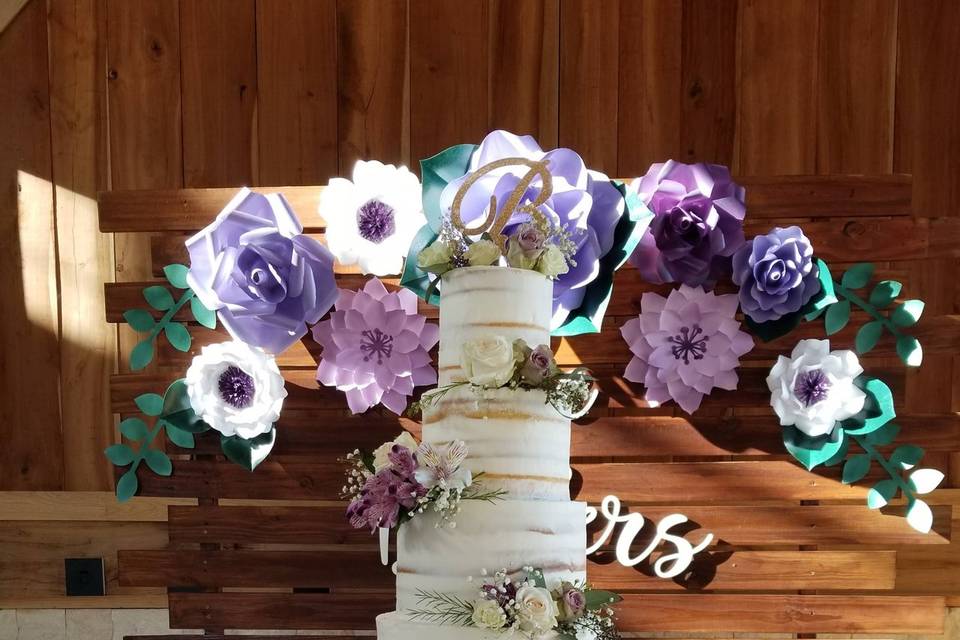 Rustic barn cake