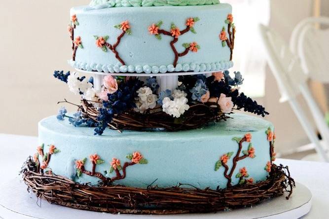 3 layered wedding cake