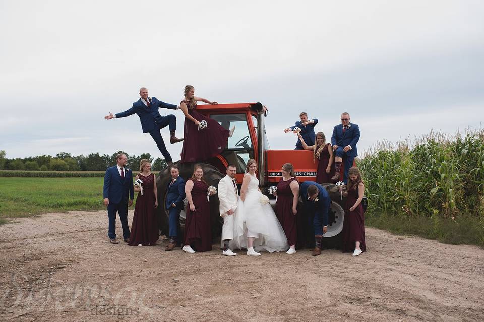 Tractor fun with bridal party