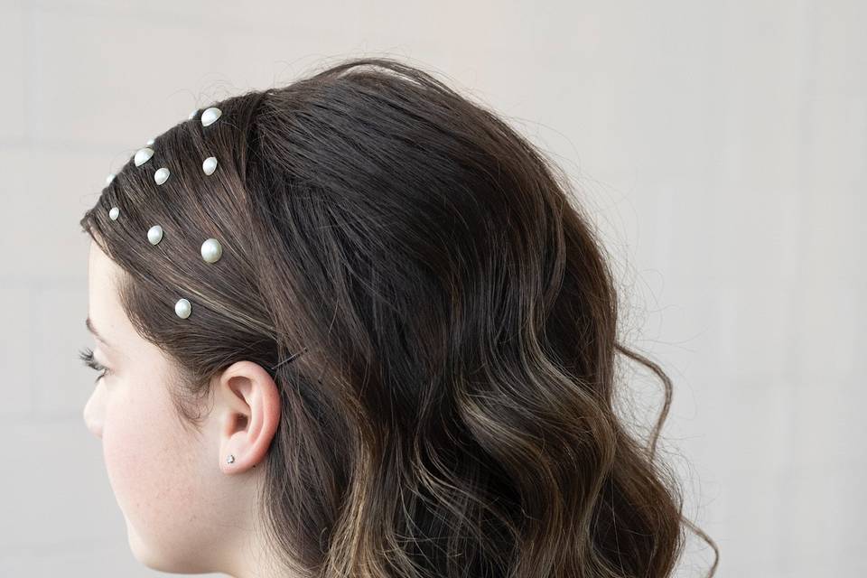 Pearl crown curls