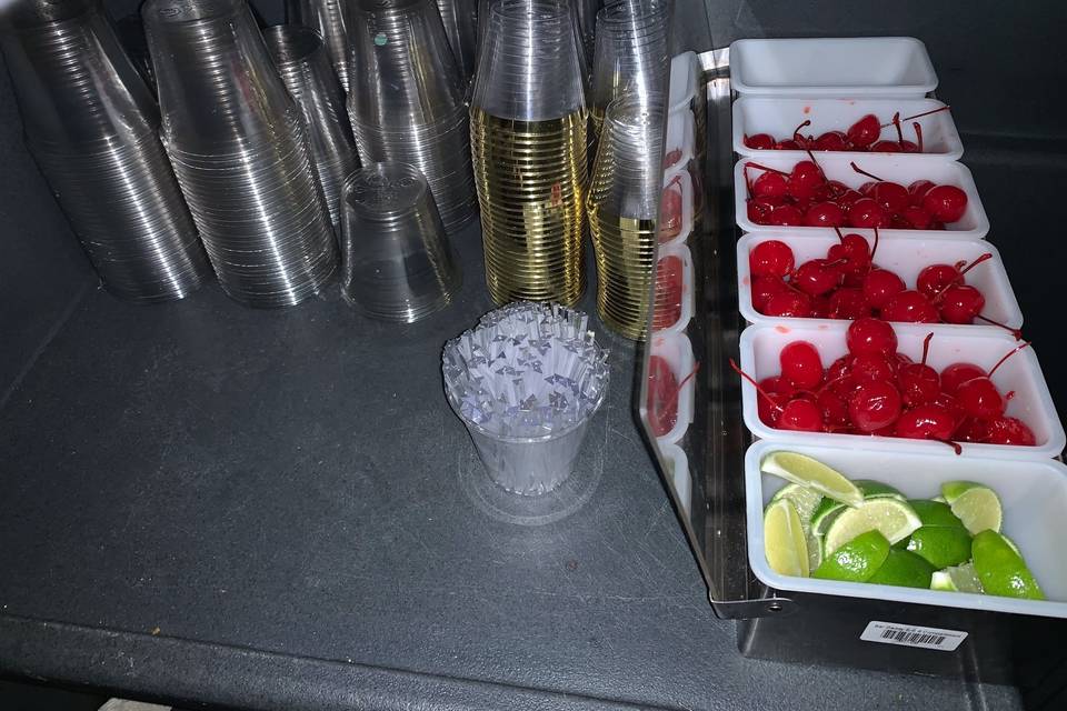 Bar Fruit & Cups