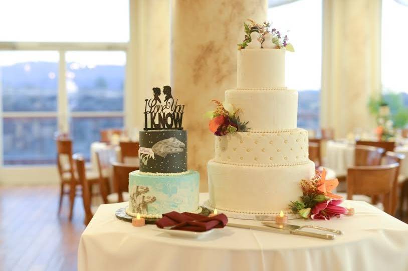 Wedding cake & groom's cake