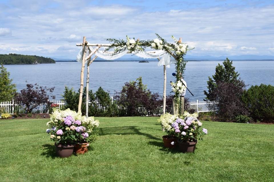 Chuppah Available for Rental