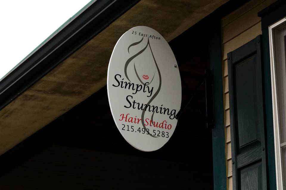 Simply Stunning Hair Studio & Lounge
