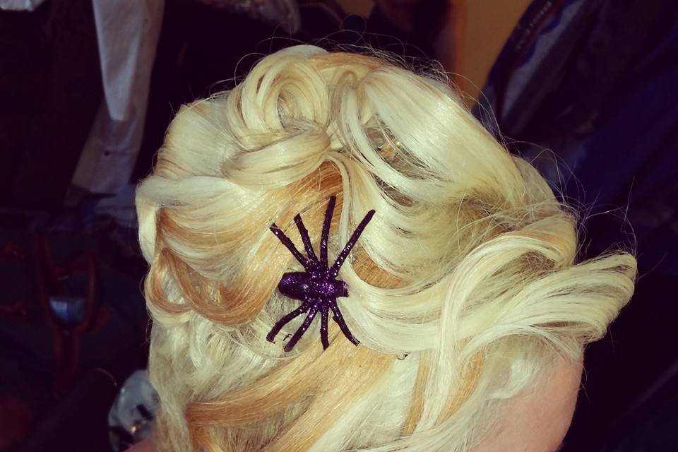 Simply Stunning Hair Studio & Lounge