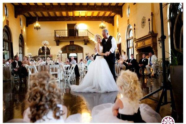 Leslie Lukas Weddings & Events