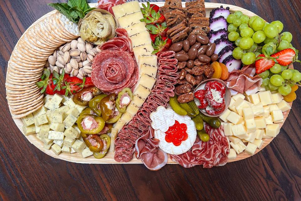 Large gourmet platter