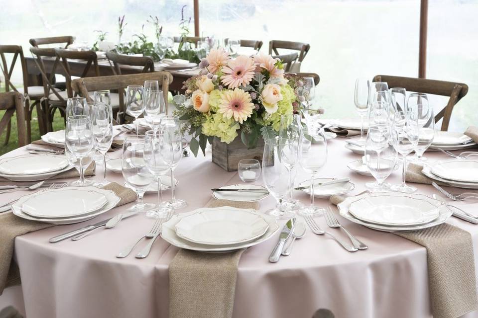 Place settings with cheerful blooms