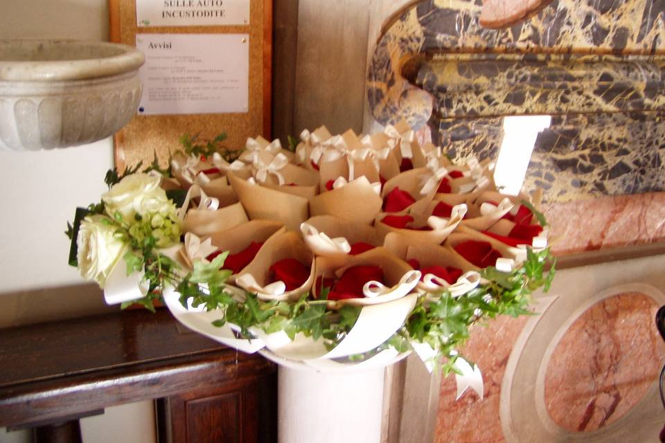 Petals and rice for the couple