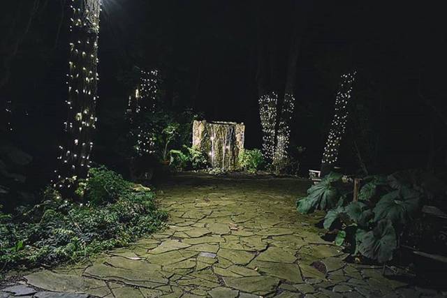 Carmen's Country Inn & Gardens