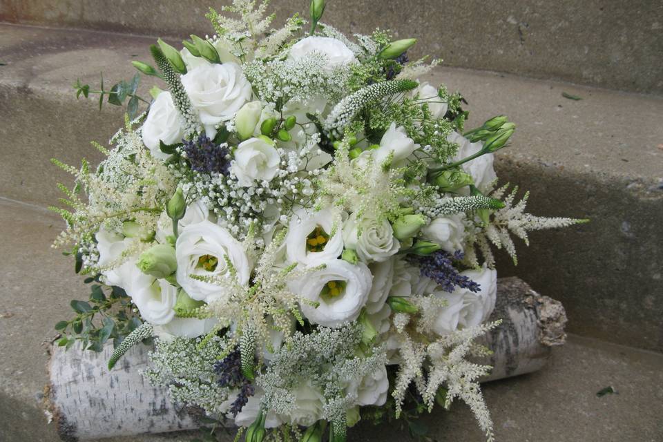 White bouquet