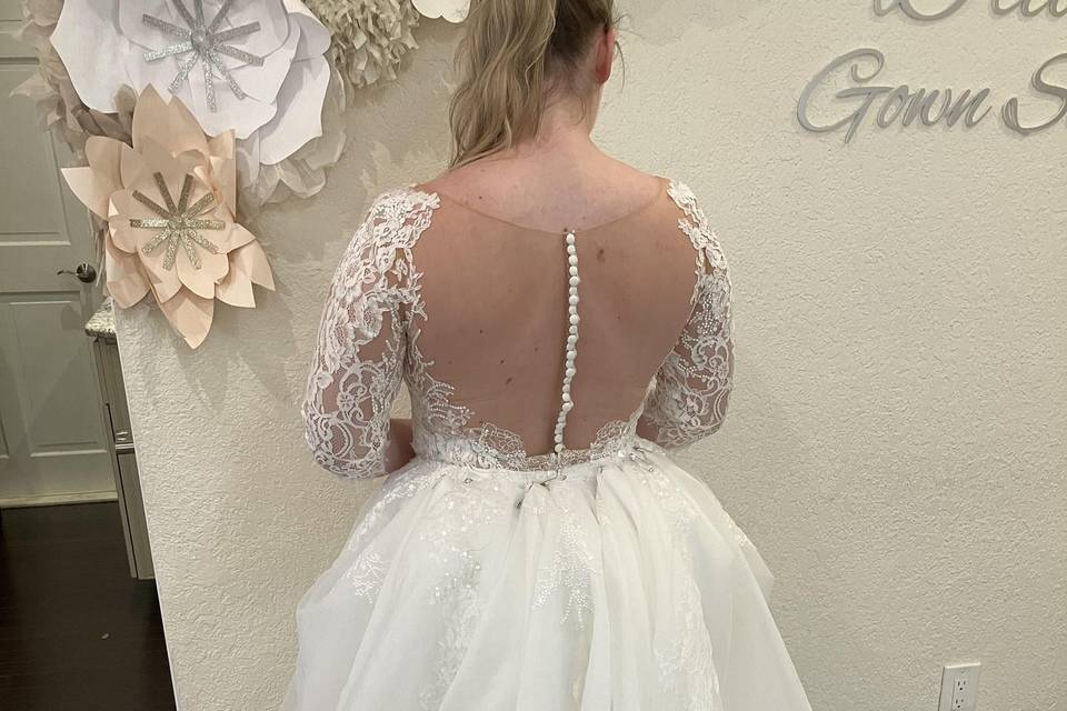 Gorgeous dress!