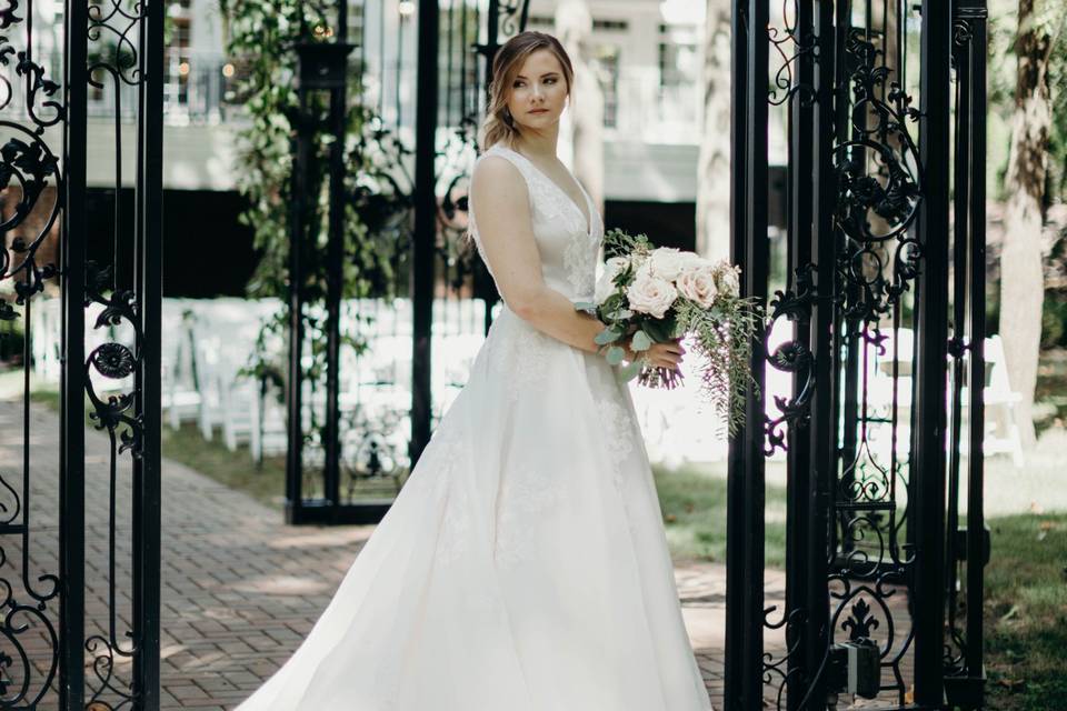 Bridal portrait - Katelyn Mikell Photography