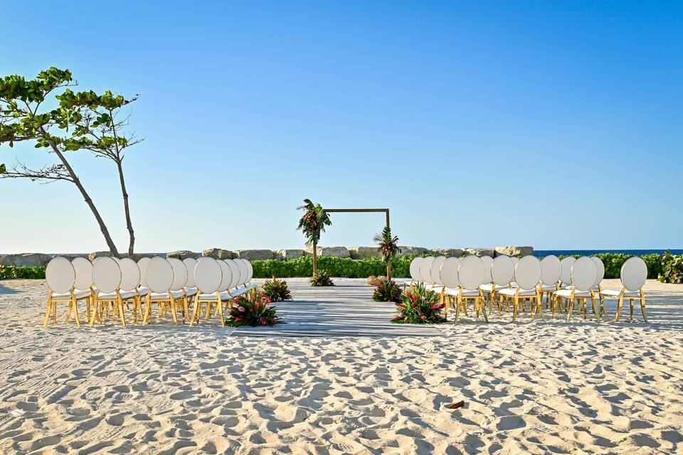 Private Dream Island Platform
