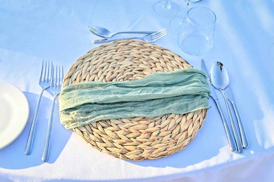 Reception Table Setting
