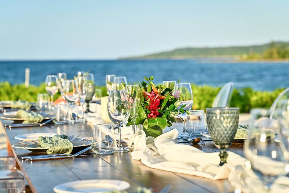 Farm Table Tablescape
