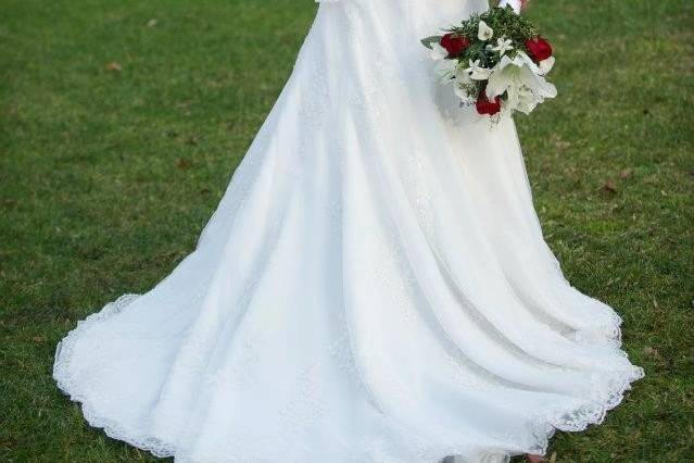 Simple bride