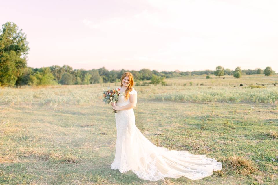 Bride and bouquet - Jayce Keil Photography