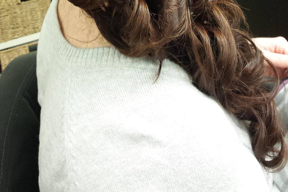 Details of curls