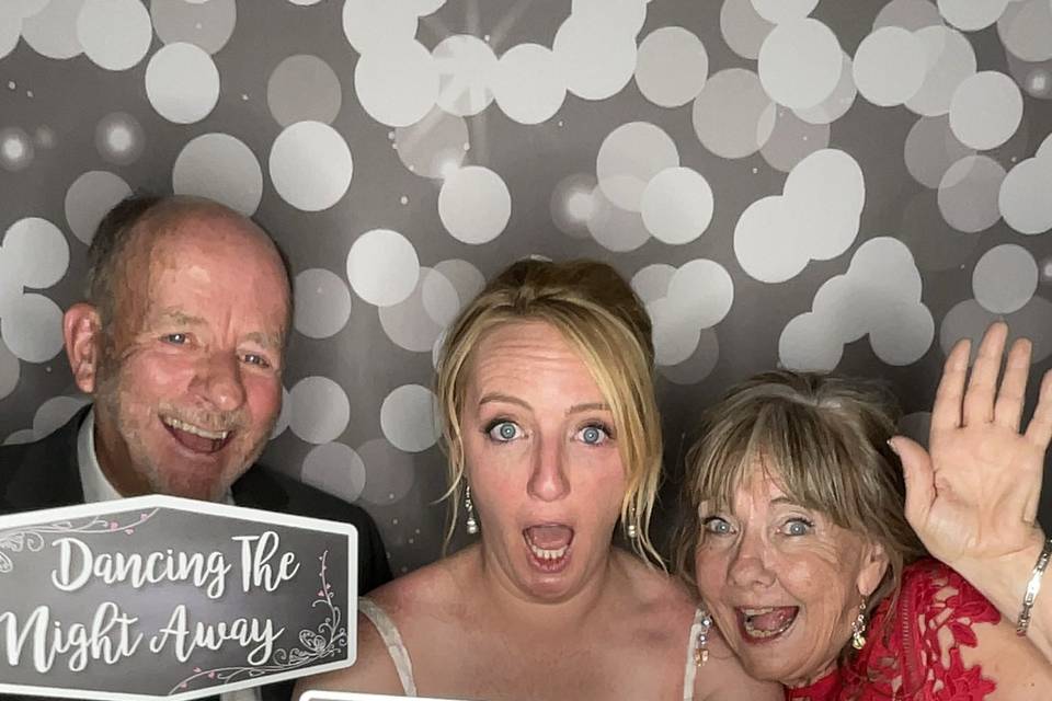 The Bride & Her Parents!