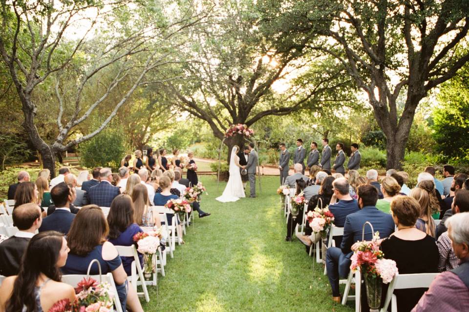 Wedding ceremony | Photo credit: Ashley Monogue Photography | Location: Summer House Lawn