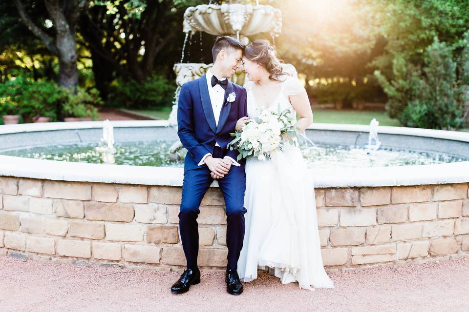 Couple | Photo credit: Victoria Liu | Location: Lion Head Fountain - East Side | Date: May