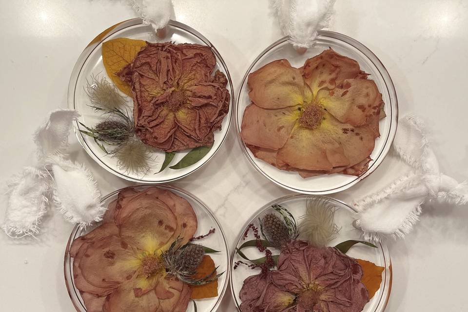 Resin Floral Ornaments