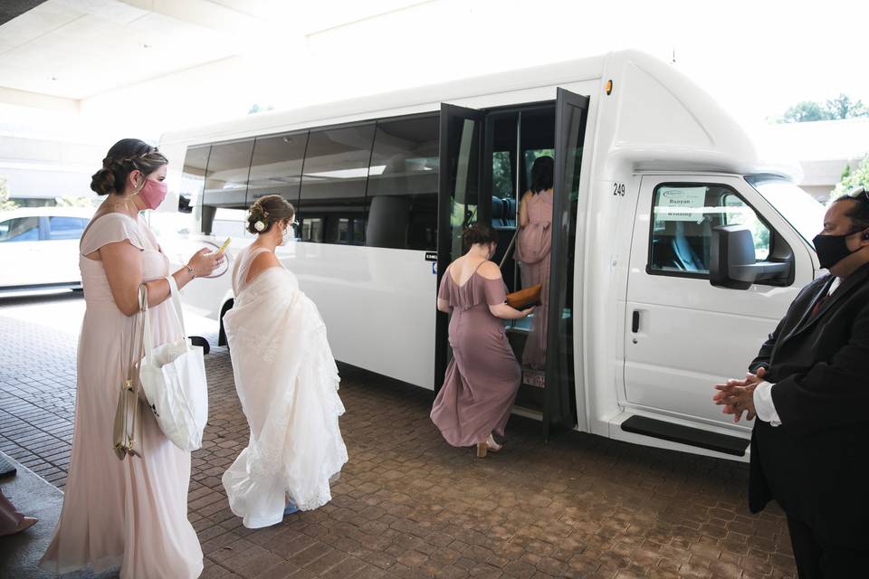 Bride and bridesmaids - Jessica Williams Studio