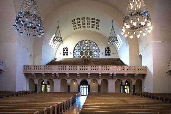 Temple Emanu-El