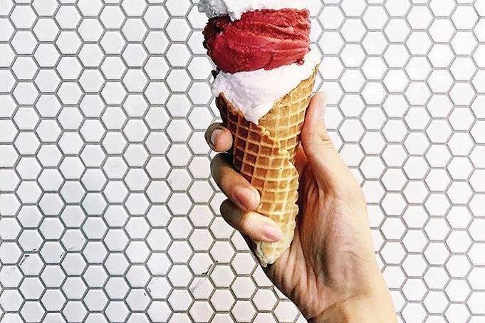 Triple-scoop