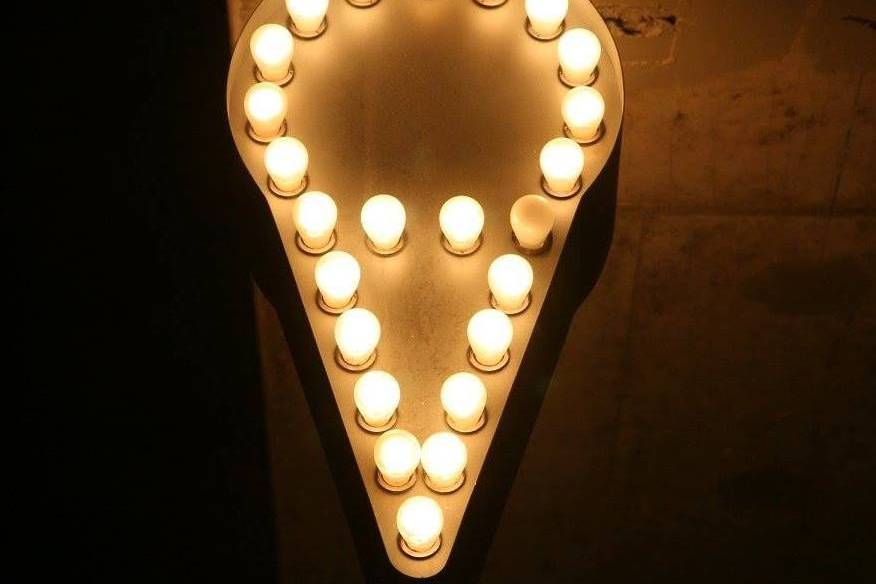 Gelato cone lights