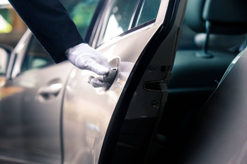 Eroc's Limo Services