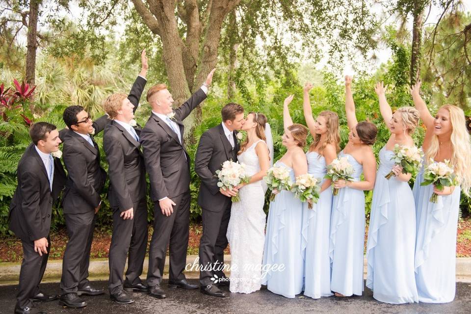 The couple and attendants line-up